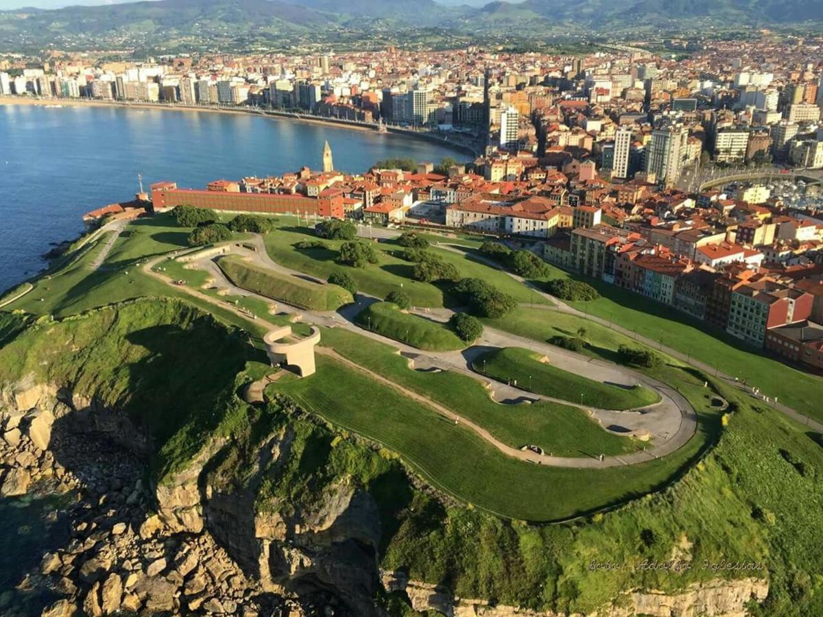 The Cavern - Gijón Buitenkant foto